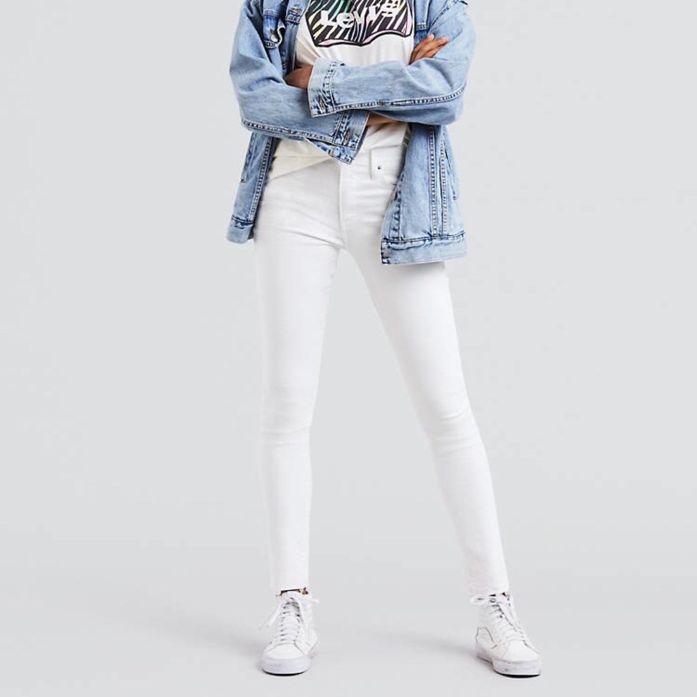Levi’s 721 White High Rise Skinny Jeans